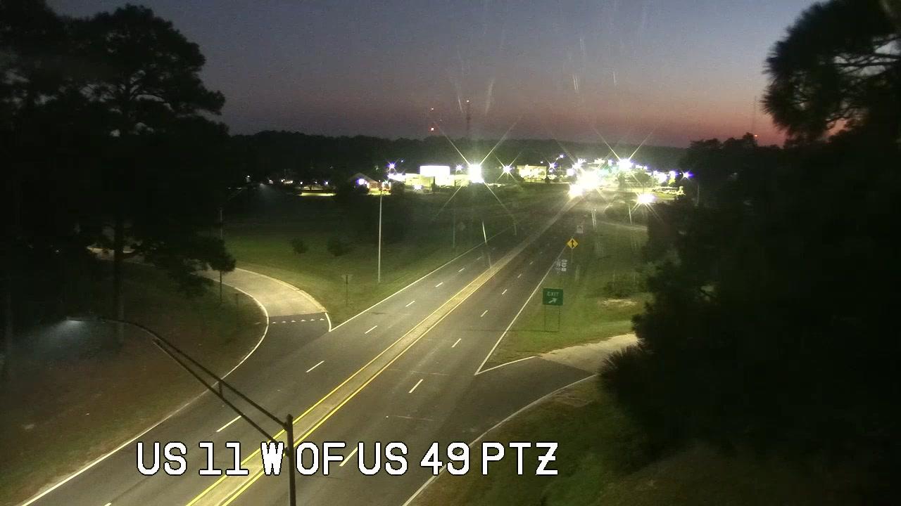 Traffic Cam Hattiesburg: US 49 at Hwy 11/Broadway Dr