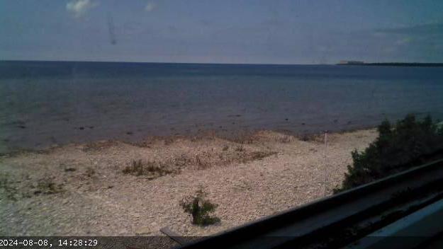 Traffic Cam Kincardine: Douglas Point and Inverhuron Bay in