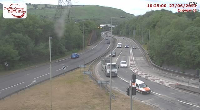 Traffic Cam Quakers Yard: Abercynon South