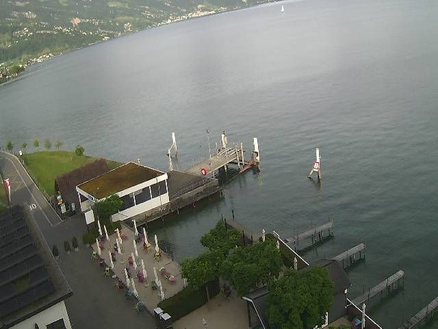 Hertenstein › Süden: Hertensteinstrasse 156 - Vierwaldstättersee