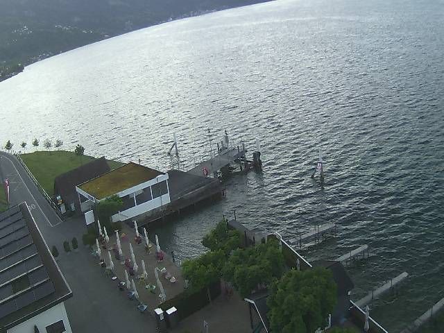 Hertenstein › Süden: Hertensteinstrasse 156 - Vierwaldstättersee