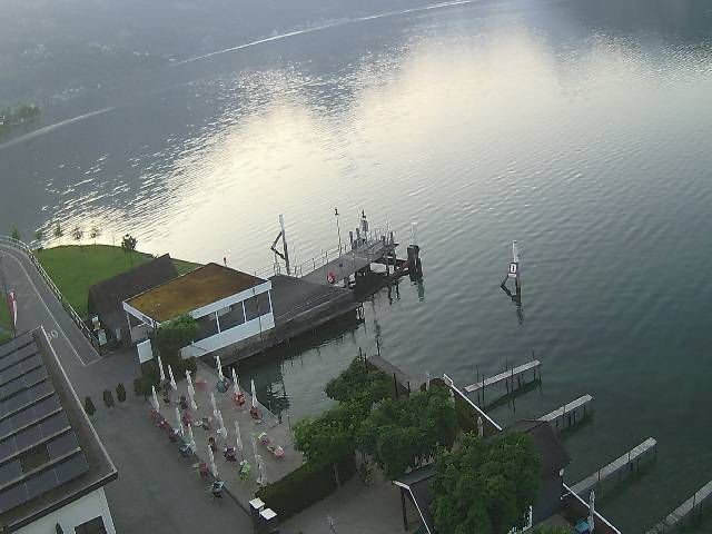 Hertenstein › Süden: Hertensteinstrasse 156 - Vierwaldstättersee
