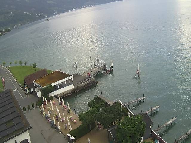 Hertenstein › Süden: Hertensteinstrasse 156 - Vierwaldstättersee