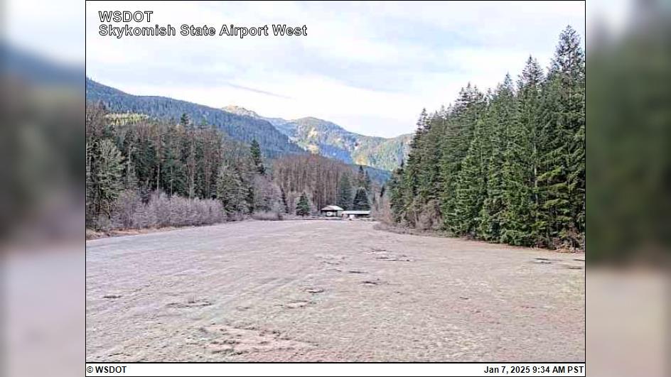 Traffic Cam Skykomish › East: State Airport West