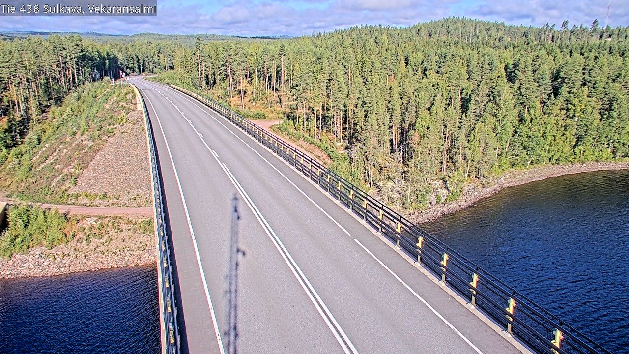 Traffic Cam Sulkava: Tie 438 Tie 438 - Vekaransalmi - Sulkavalle