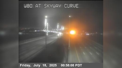 Traffic Cam San Francisco › West: TVD34 -- I-80 : Skyway Curve