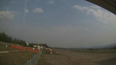 SE Sky: Landscape, weather, airport
