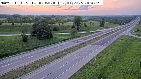 Traffic Cam Saint Charles: DM - I-35 @ Co. Rd G50 (80)