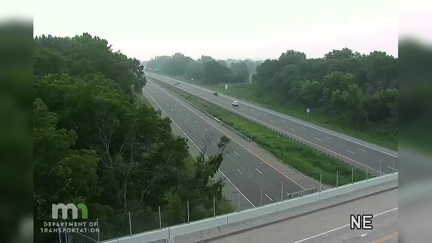 Wagon Wheel Tr: I-35E SB Traffic Webcam
