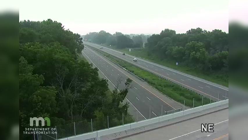 Traffic Cam Mendota Heights: I-35E SB @ Wagon Wheel Tr