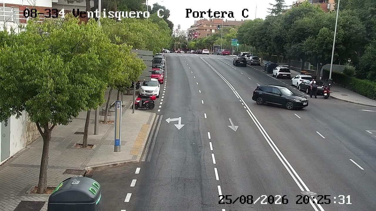 Traffic Cam Mirasierra: VENTISQUERO DE LA CONDESA - PORTERA DEL CURA