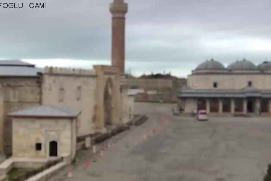 Traffic Cam Beysehir: Esrefoglu Mosque