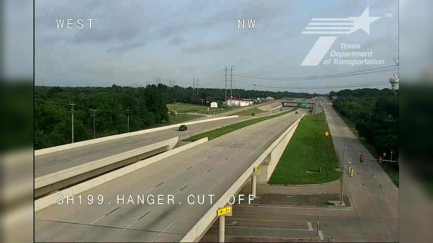 Traffic Cam Fort Worth › East: SH 199 @ Hanger Cutoff