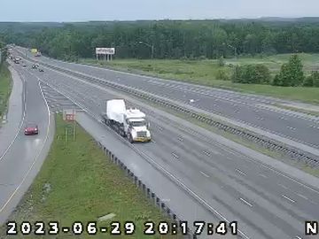 Traffic Cam Memphis: I-65: 1-065-015-8-2 - RD