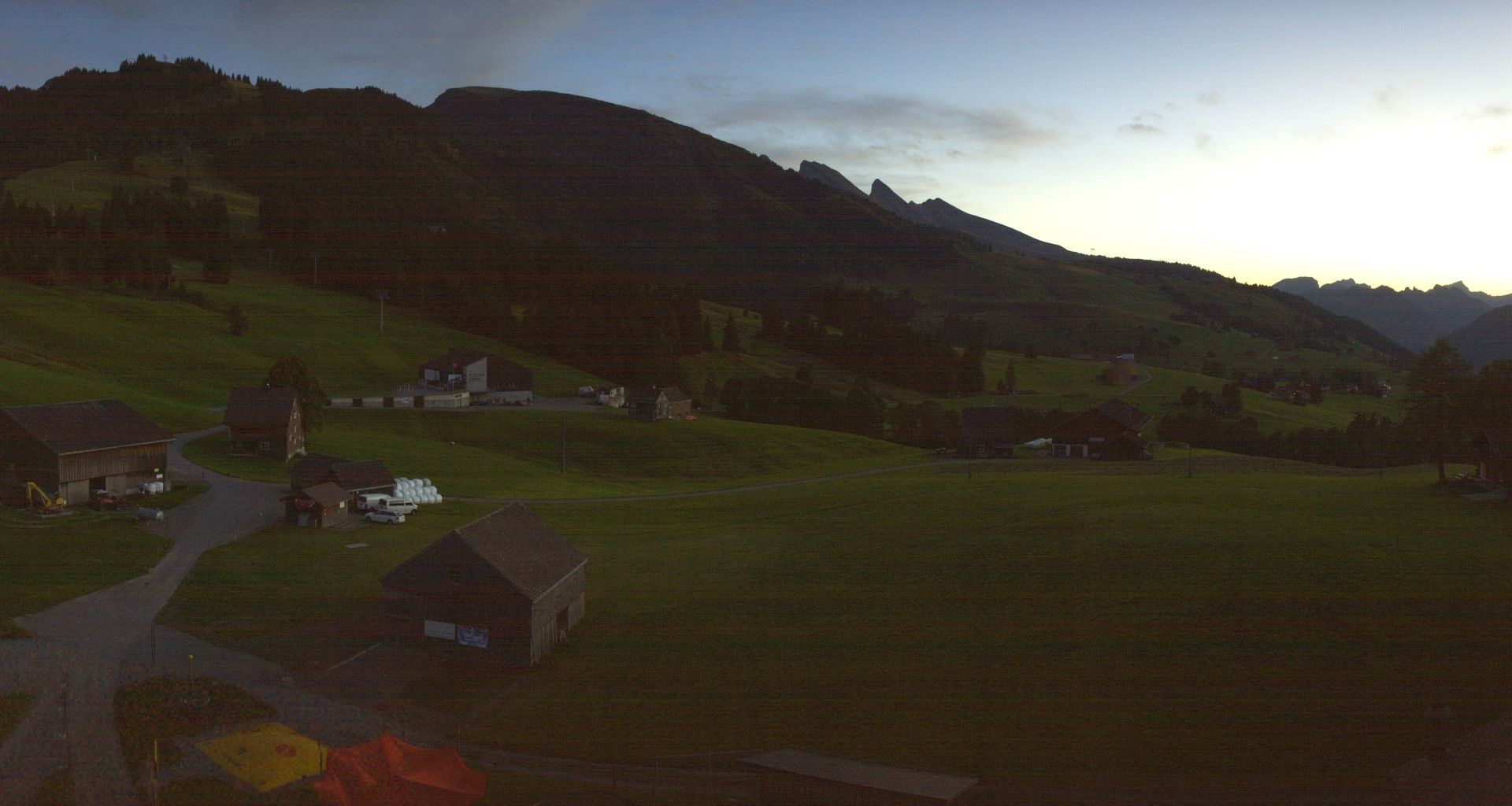 Traffic Cam Wildhaus: Berggasthaus Oberdorf