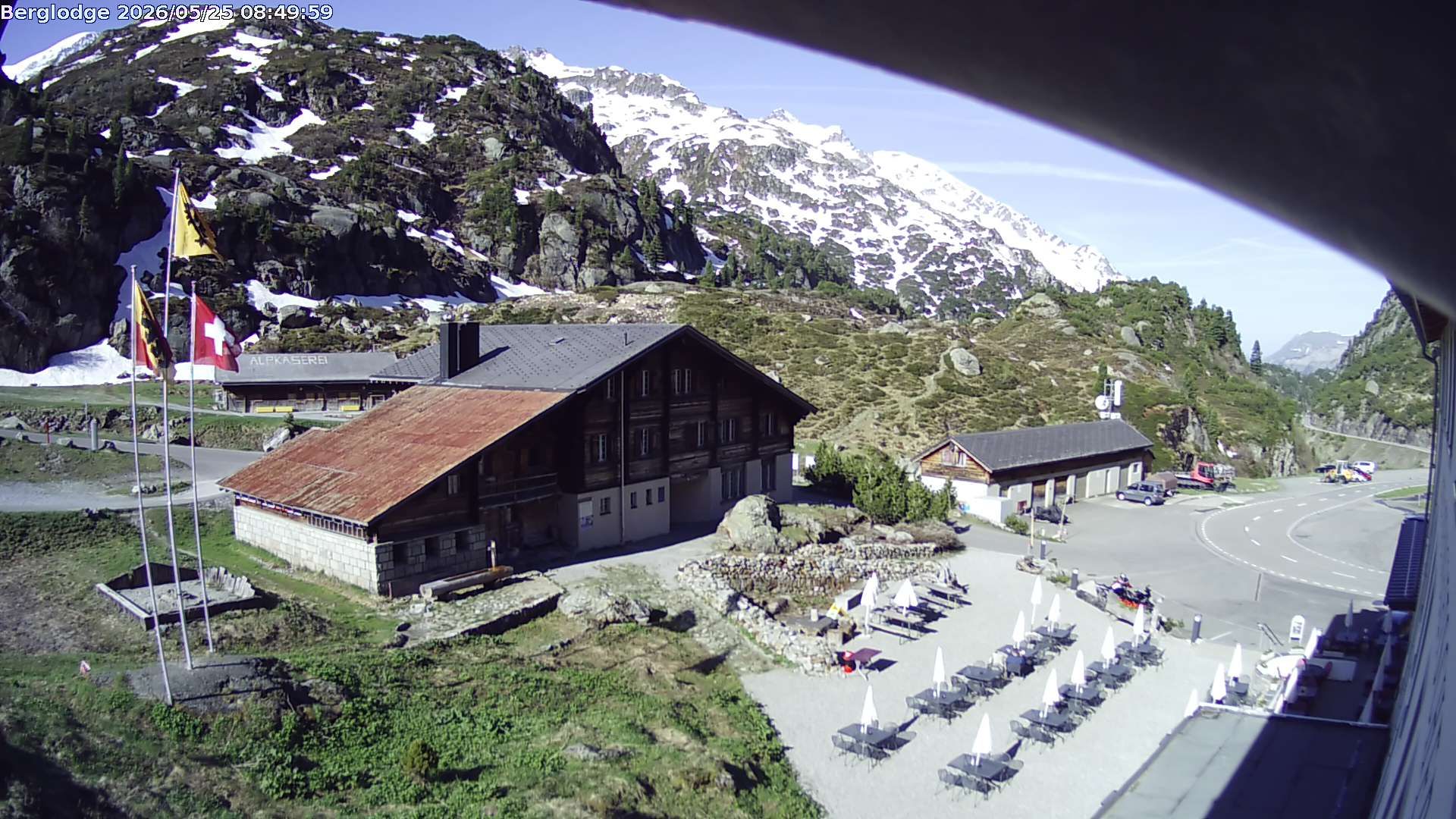 Innertkirchen › Südwesten: Hotel Steingletscher - Blick zur Steinalp Lodge und Giglistock