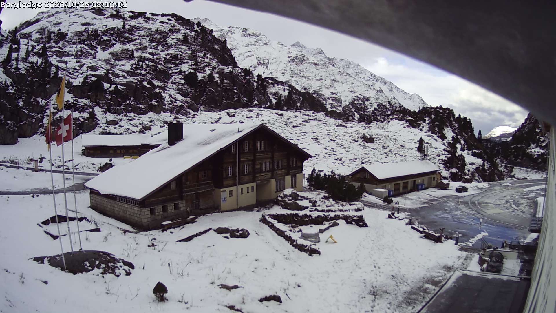 Innertkirchen › Südwesten: Hotel Steingletscher - Blick zur Steinalp Lodge und Giglistock