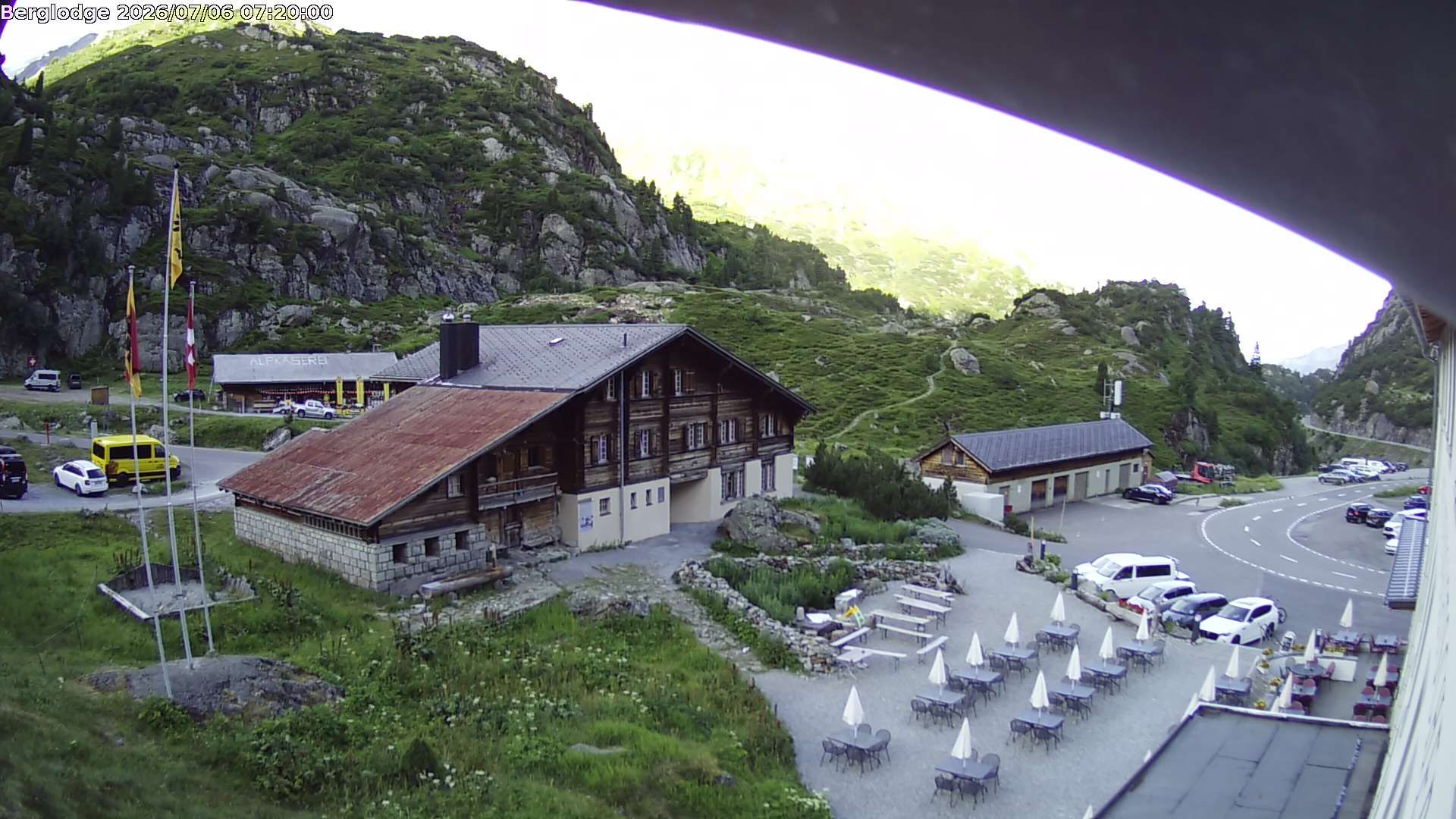 Innertkirchen › Südwesten: Hotel Steingletscher - Blick zur Steinalp Lodge und Giglistock