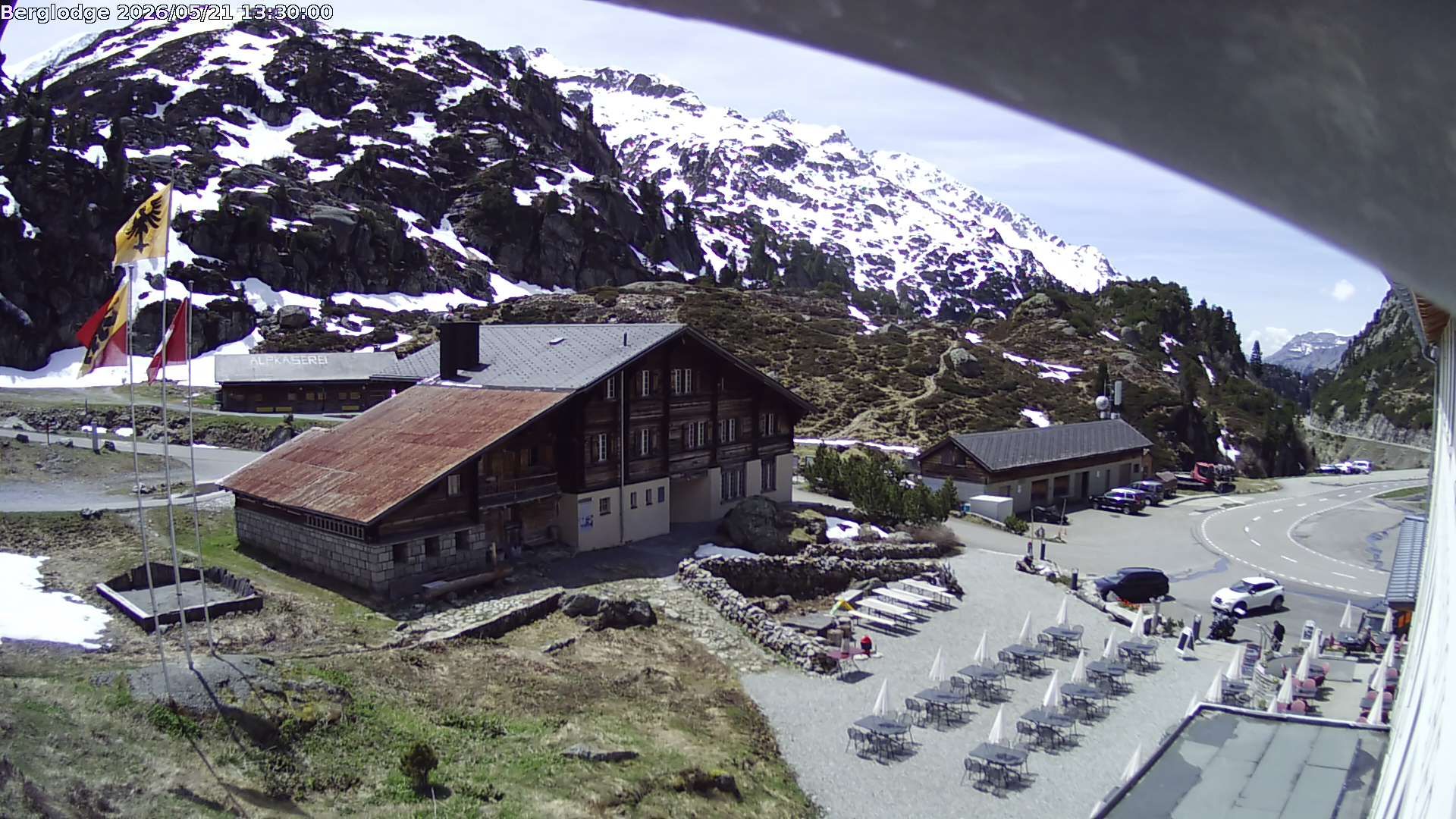 Innertkirchen › Südwesten: Hotel Steingletscher - Blick zur Steinalp Lodge und Giglistock