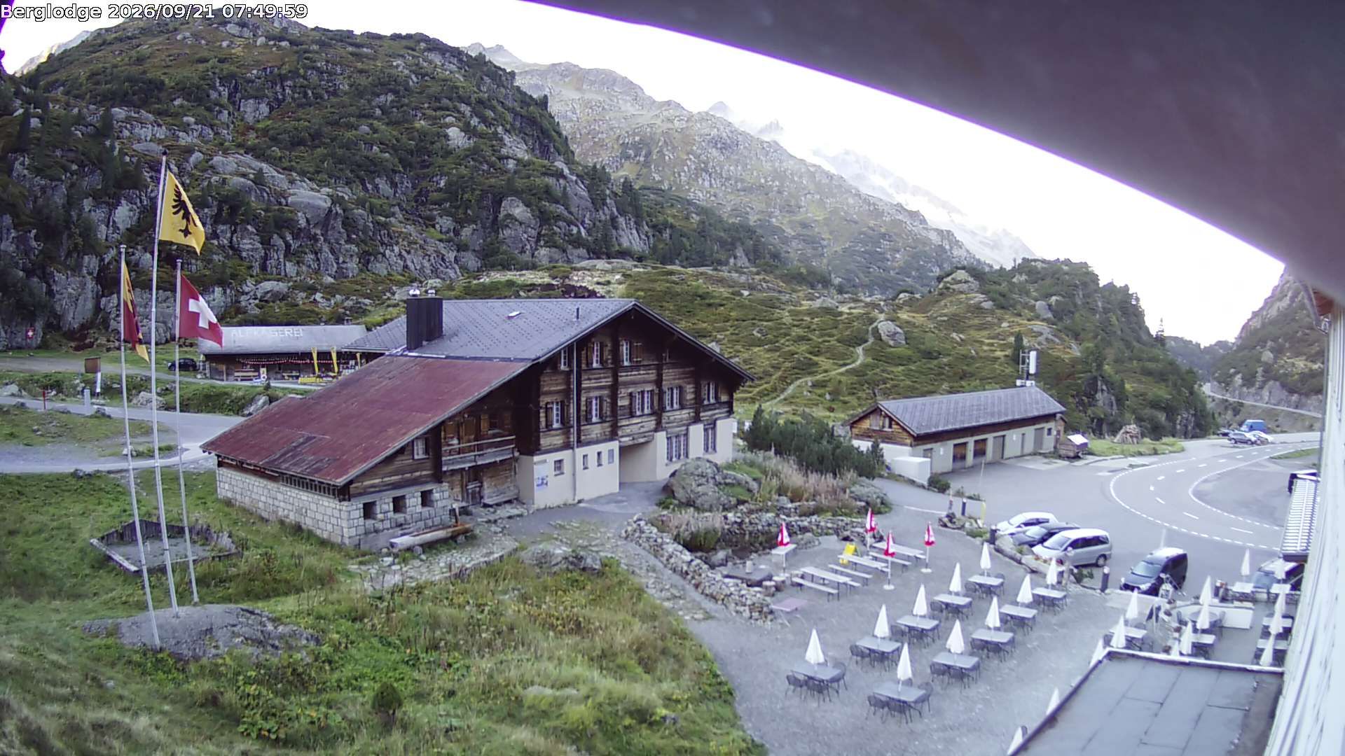 Innertkirchen › Südwesten: Hotel Steingletscher - Blick zur Steinalp Lodge und Giglistock