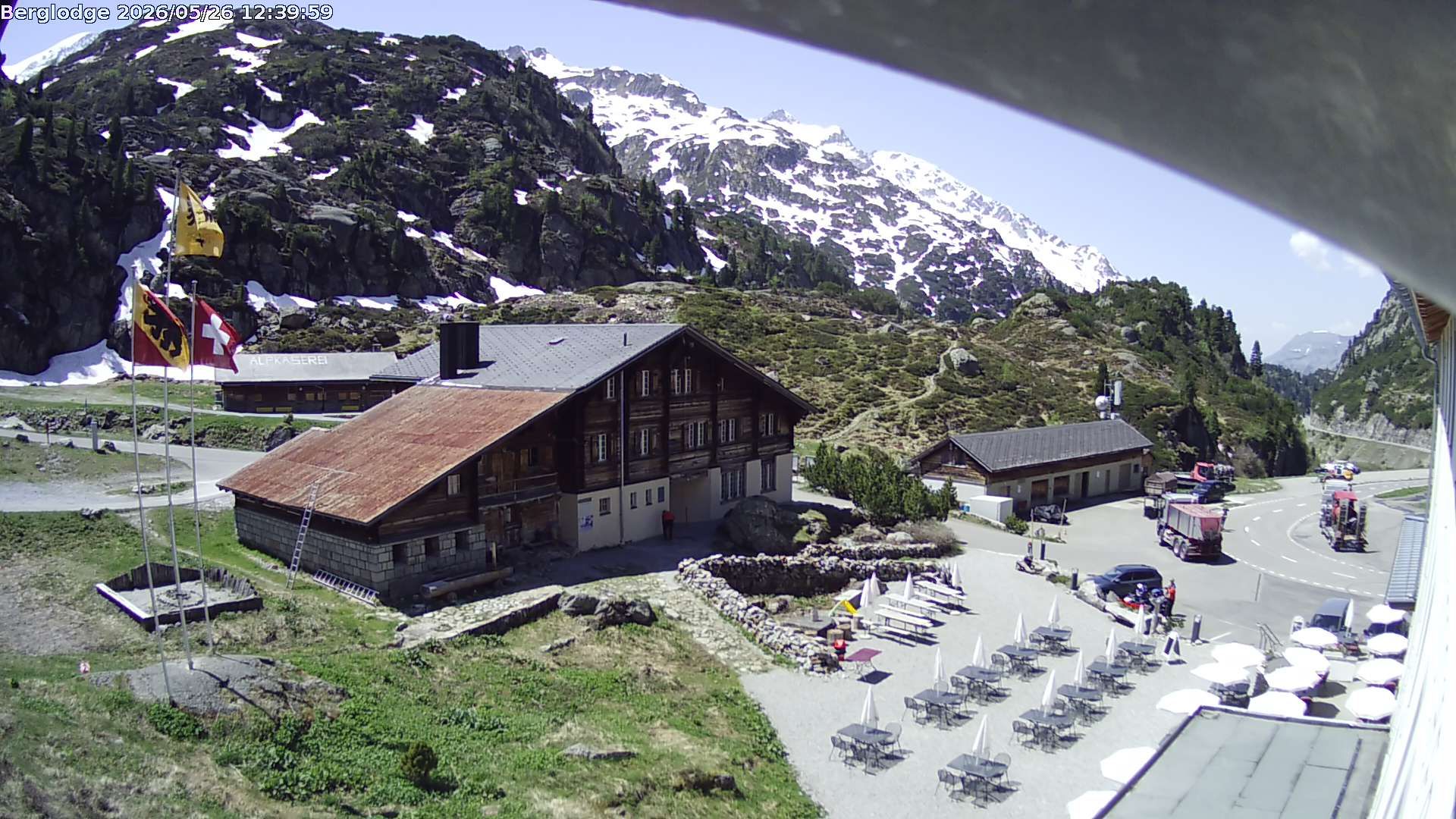 Innertkirchen › Südwesten: Hotel Steingletscher - Blick zur Steinalp Lodge und Giglistock