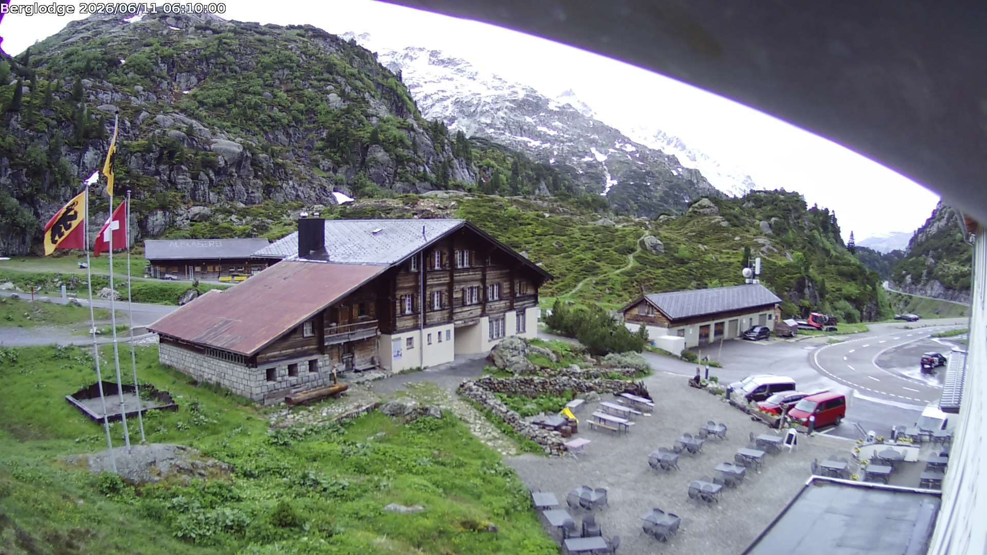 Innertkirchen › Südwesten: Hotel Steingletscher - Blick zur Steinalp Lodge und Giglistock