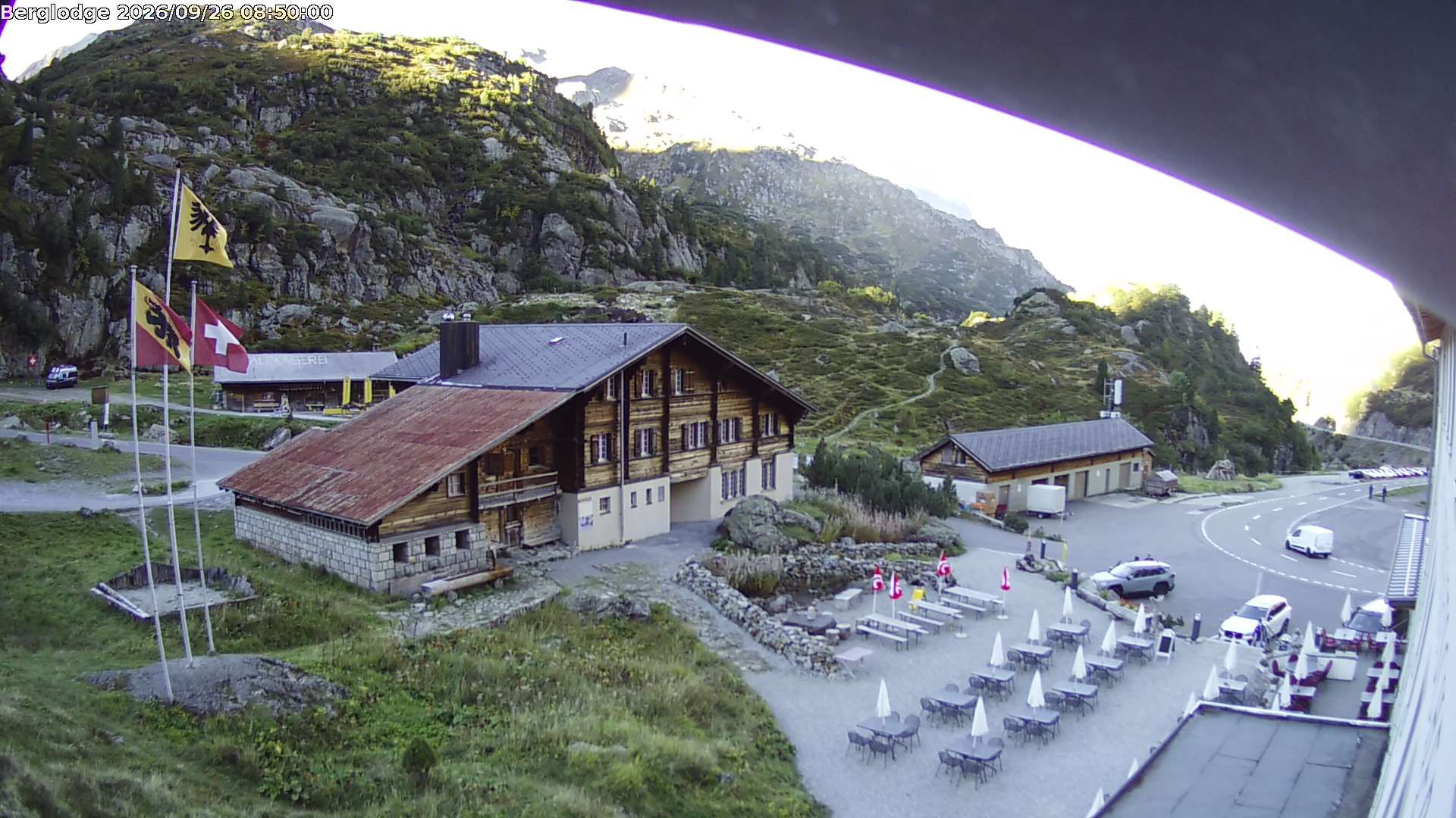 Innertkirchen › Südwesten: Hotel Steingletscher - Blick zur Steinalp Lodge und Giglistock