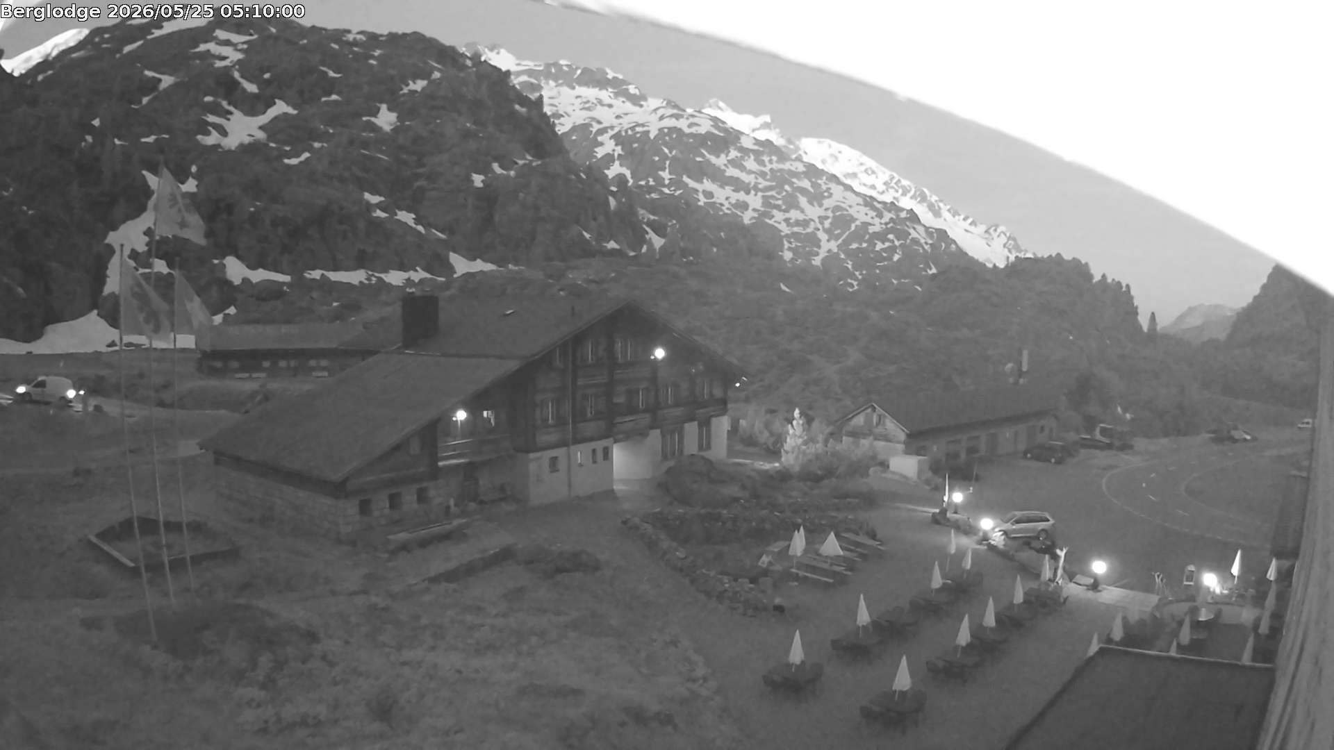 Innertkirchen › Südwesten: Hotel Steingletscher - Blick zur Steinalp Lodge und Giglistock