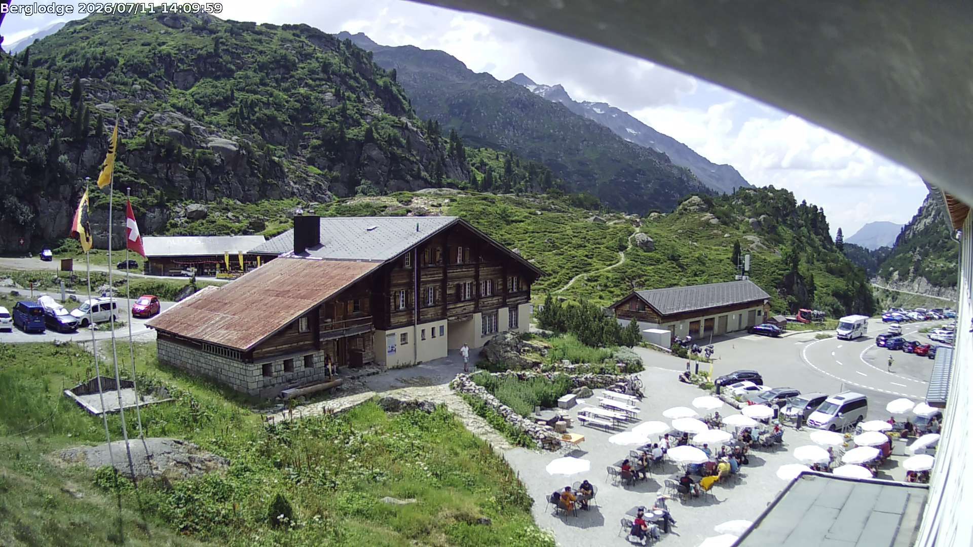 Innertkirchen › Südwesten: Hotel Steingletscher - Blick zur Steinalp Lodge und Giglistock