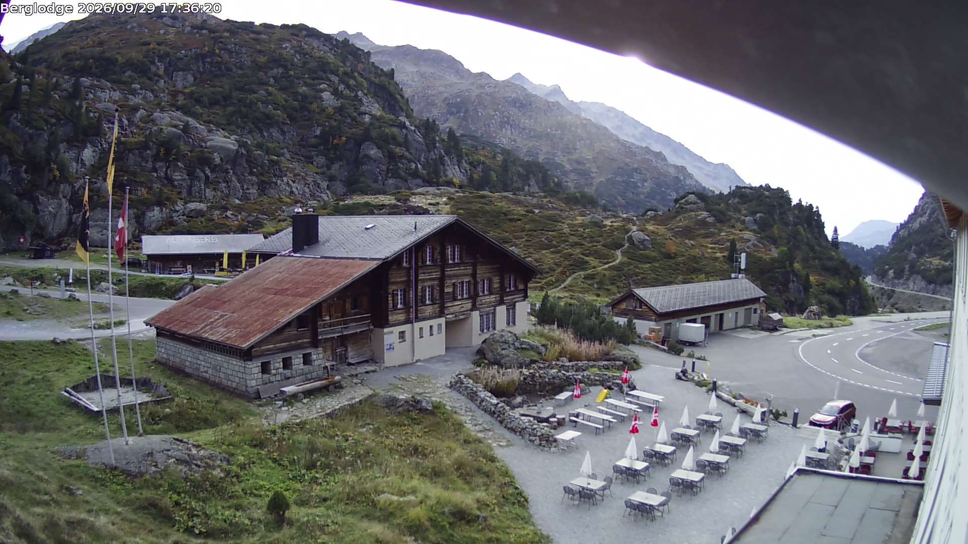 Innertkirchen › Südwesten: Hotel Steingletscher - Blick zur Steinalp Lodge und Giglistock