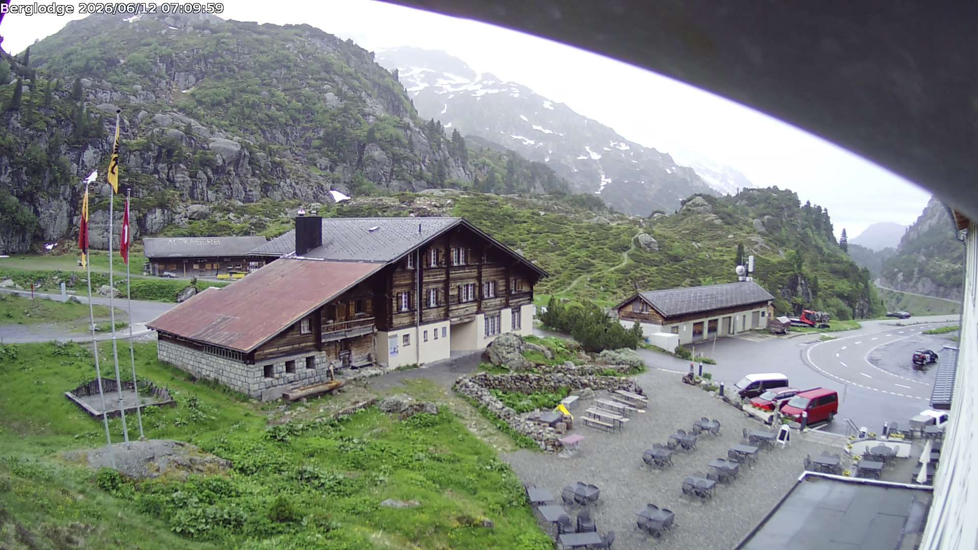 Innertkirchen › Südwesten: Hotel Steingletscher - Blick zur Steinalp Lodge und Giglistock