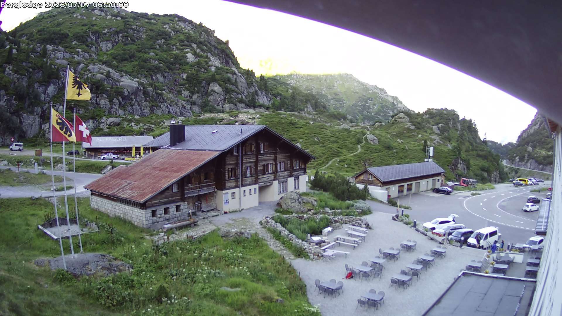 Innertkirchen › Südwesten: Hotel Steingletscher - Blick zur Steinalp Lodge und Giglistock