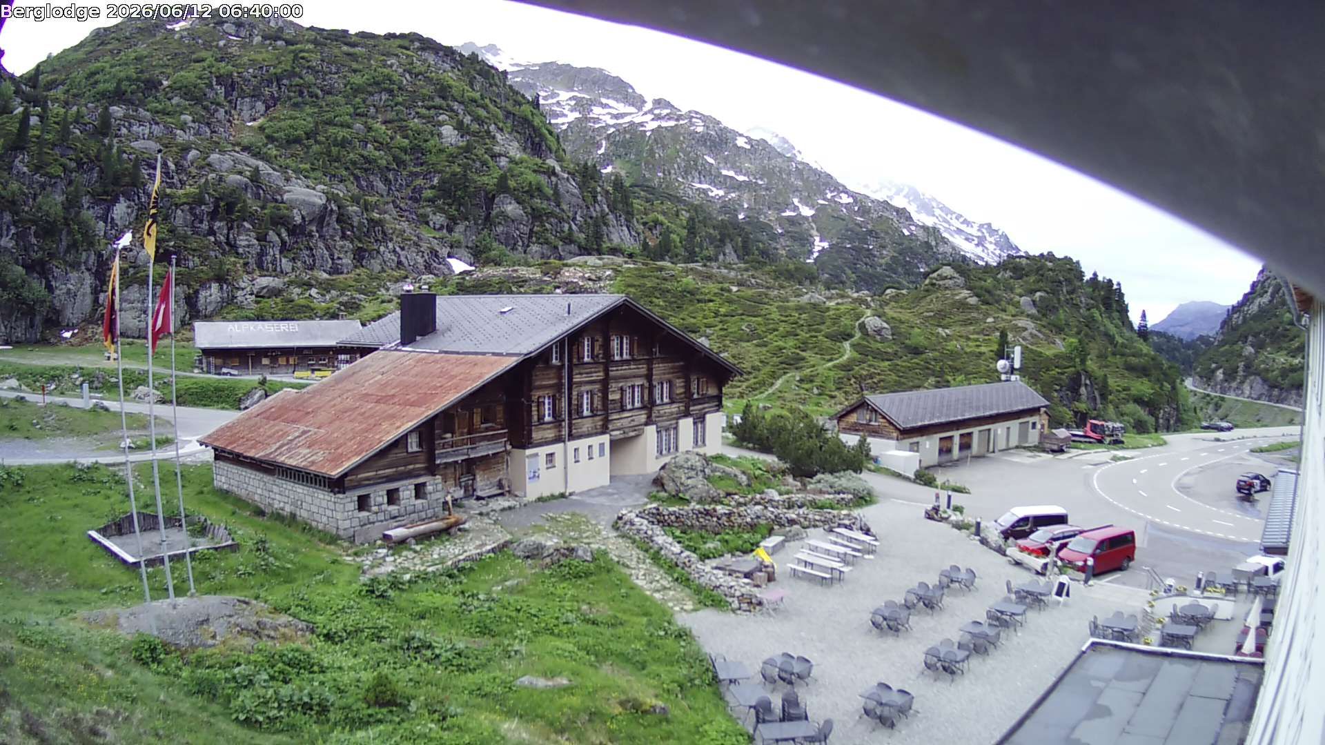 Innertkirchen › Südwesten: Hotel Steingletscher - Blick zur Steinalp Lodge und Giglistock