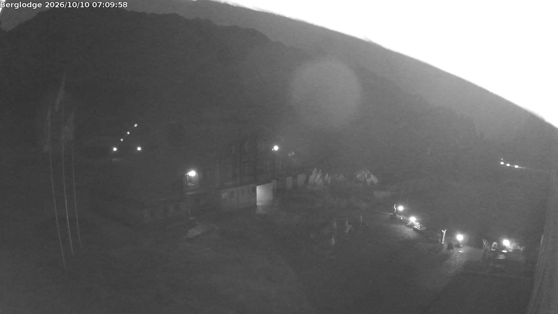Innertkirchen › Südwesten: Hotel Steingletscher - Blick zur Steinalp Lodge und Giglistock