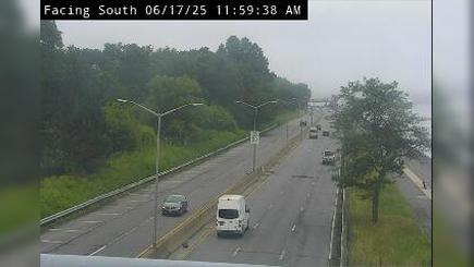 Traffic Cam New York: Belt Parkway @ 68 Street