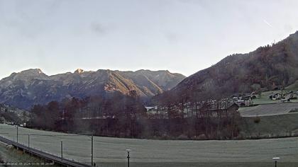 Leuggelbach › Norden: Schwanden