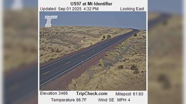 Traffic Cam Shaniko: US 97 at Mt Identifier