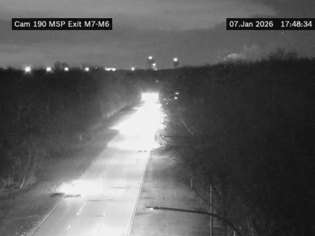 Traffic Cam Rockville Centre › North: MSP between M7 and M6 (north of Babylon Tpke)