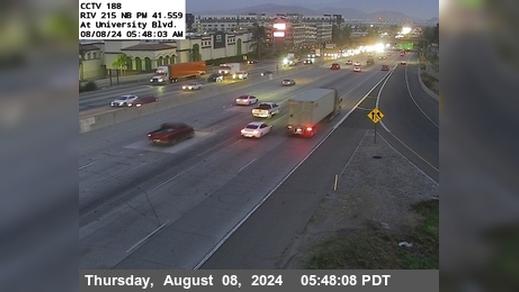 Traffic Cam Riverside › North: I-215 : (188) University Avenue