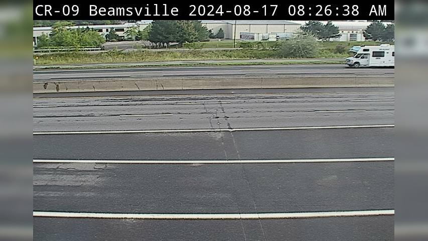 Traffic Cam Lincoln: QEW near - St (Beamsville)