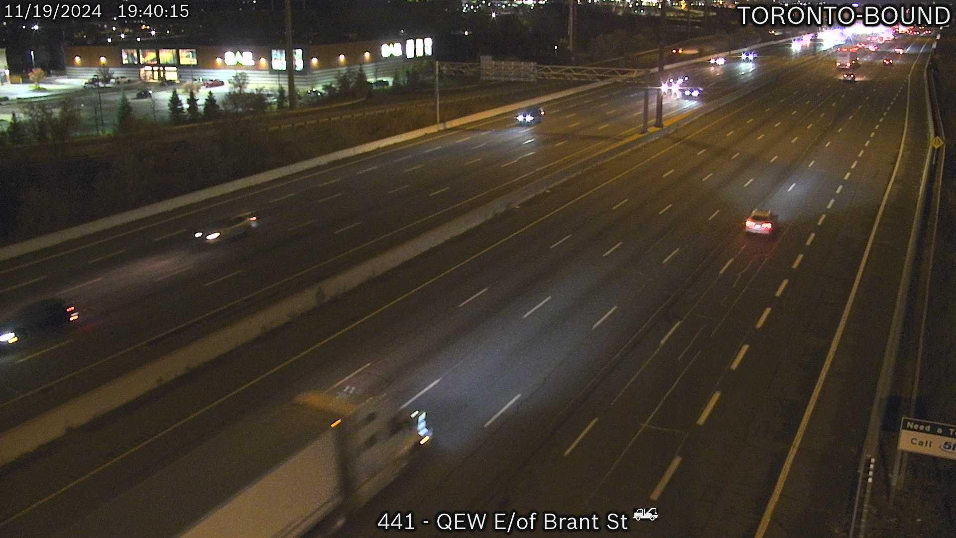 Traffic Cam Burlington: QEW east of Brant Street