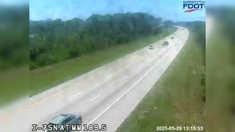 Traffic Cam Venice: 1895N_75_S/O_SOUTH_MOON_DR_M189