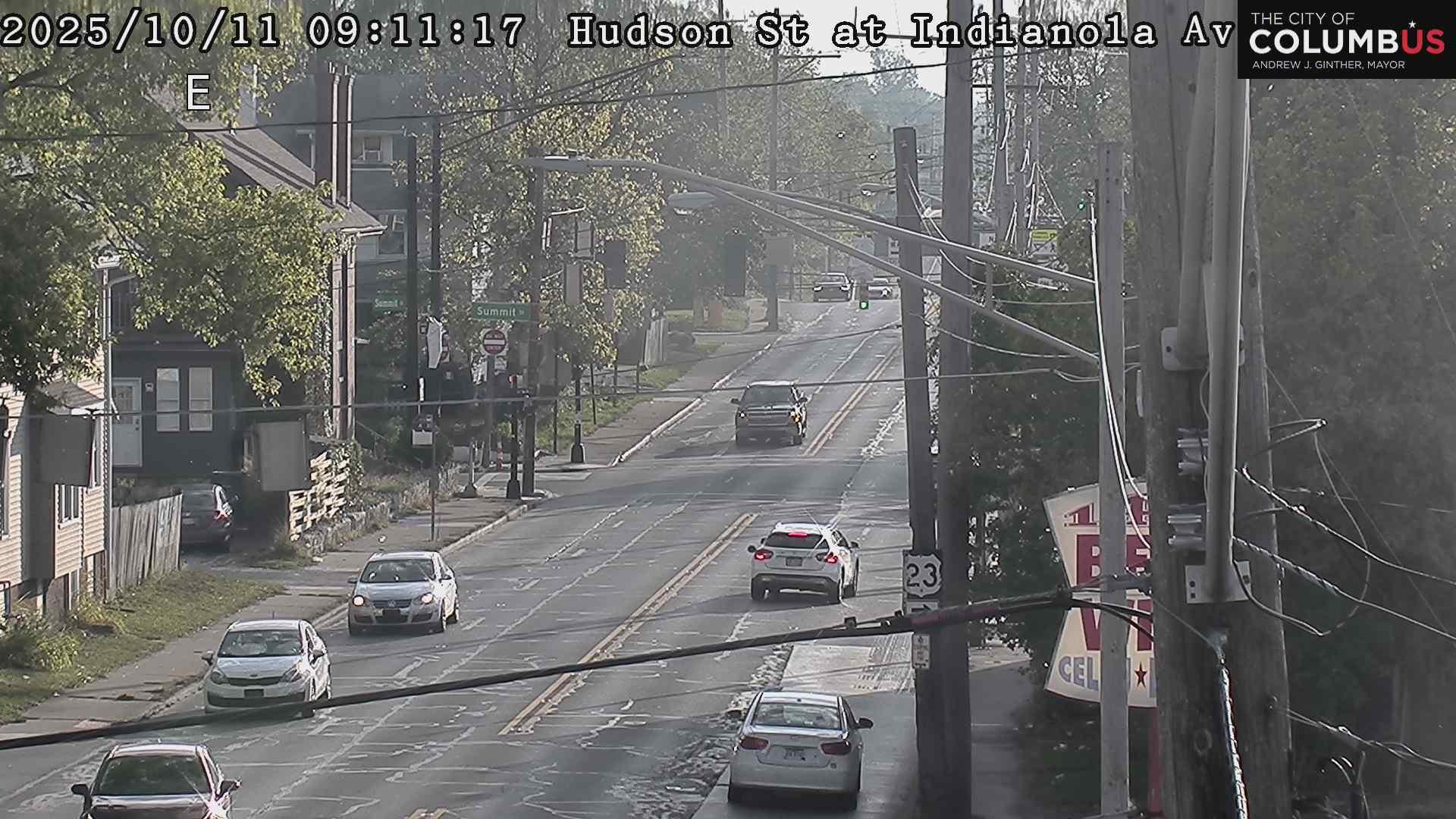 Traffic Cam Old North Columbus: City of Columbus) Hudson St at Indianola Ave