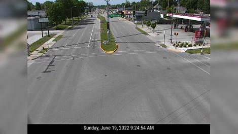 Traffic Cam West Allis: WIS  @ Theodore Trecker Way