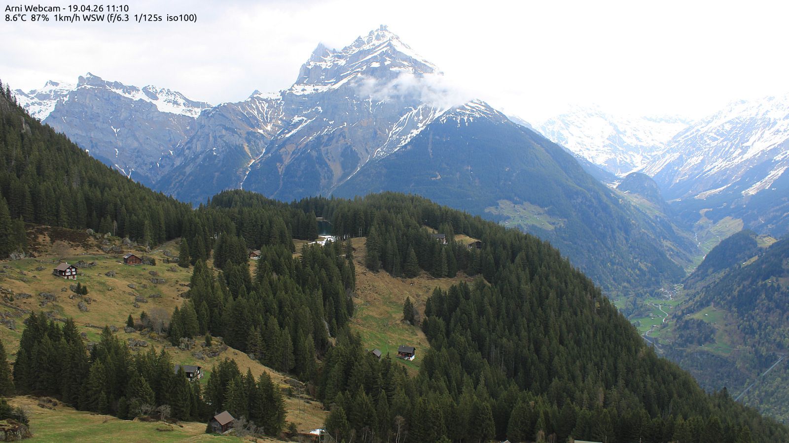 Gurtnellen › Nordosten: Arnisee - Bristen - Chli Windgällen - Rinderstock - Gross Windgällen - Maderanertal - Gross Düssi / Piz Git