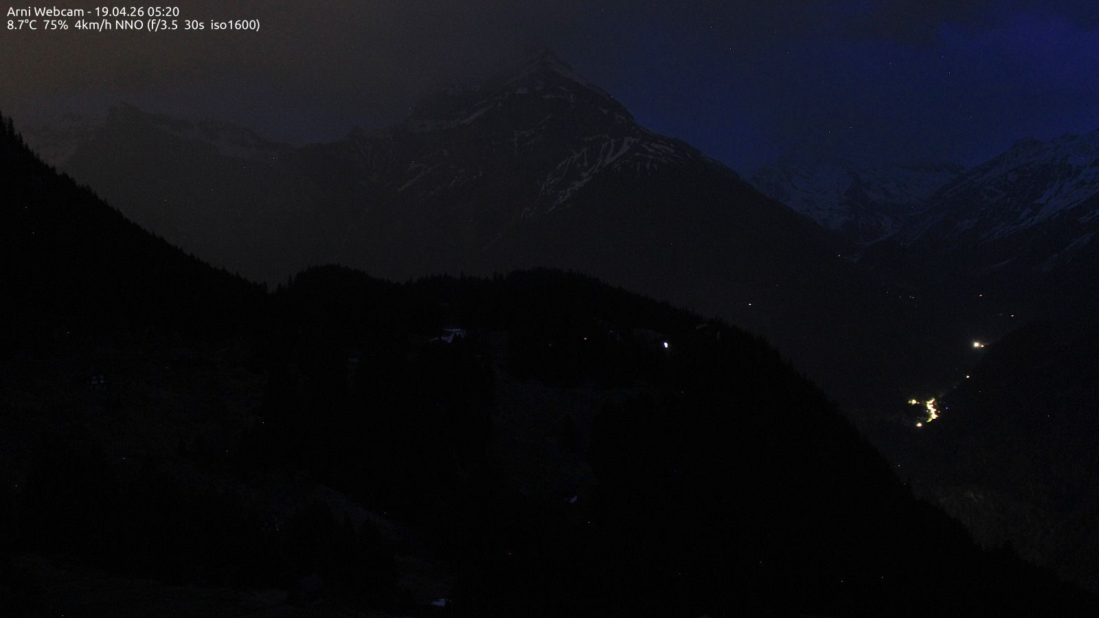 Gurtnellen › Nordosten: Arnisee - Bristen - Chli Windgällen - Rinderstock - Gross Windgällen - Maderanertal - Gross Düssi / Piz Git