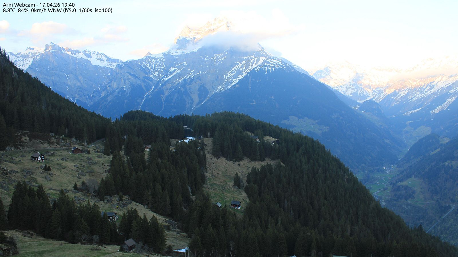 Gurtnellen › Nordosten: Arnisee - Bristen - Chli Windgällen - Rinderstock - Gross Windgällen - Maderanertal - Gross Düssi / Piz Git