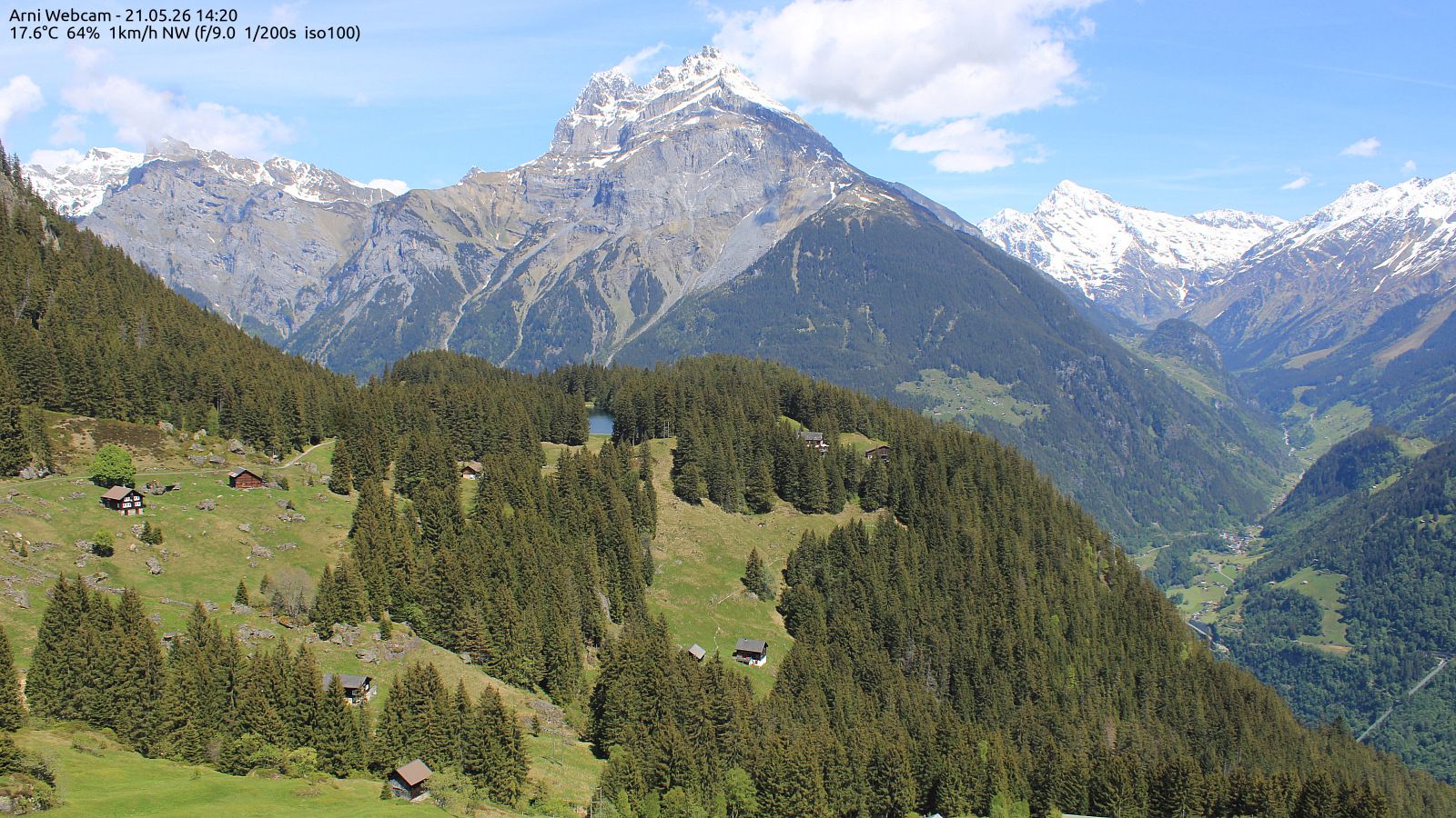Gurtnellen › Nordosten: Arnisee - Bristen - Chli Windgällen - Rinderstock - Gross Windgällen - Maderanertal - Gross Düssi / Piz Git