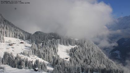 Gurtnellen › Nordosten: Arnisee - Bristen - Chli Windgällen - Rinderstock - Gross Windgällen - Maderanertal - Gross Düssi / Piz Git