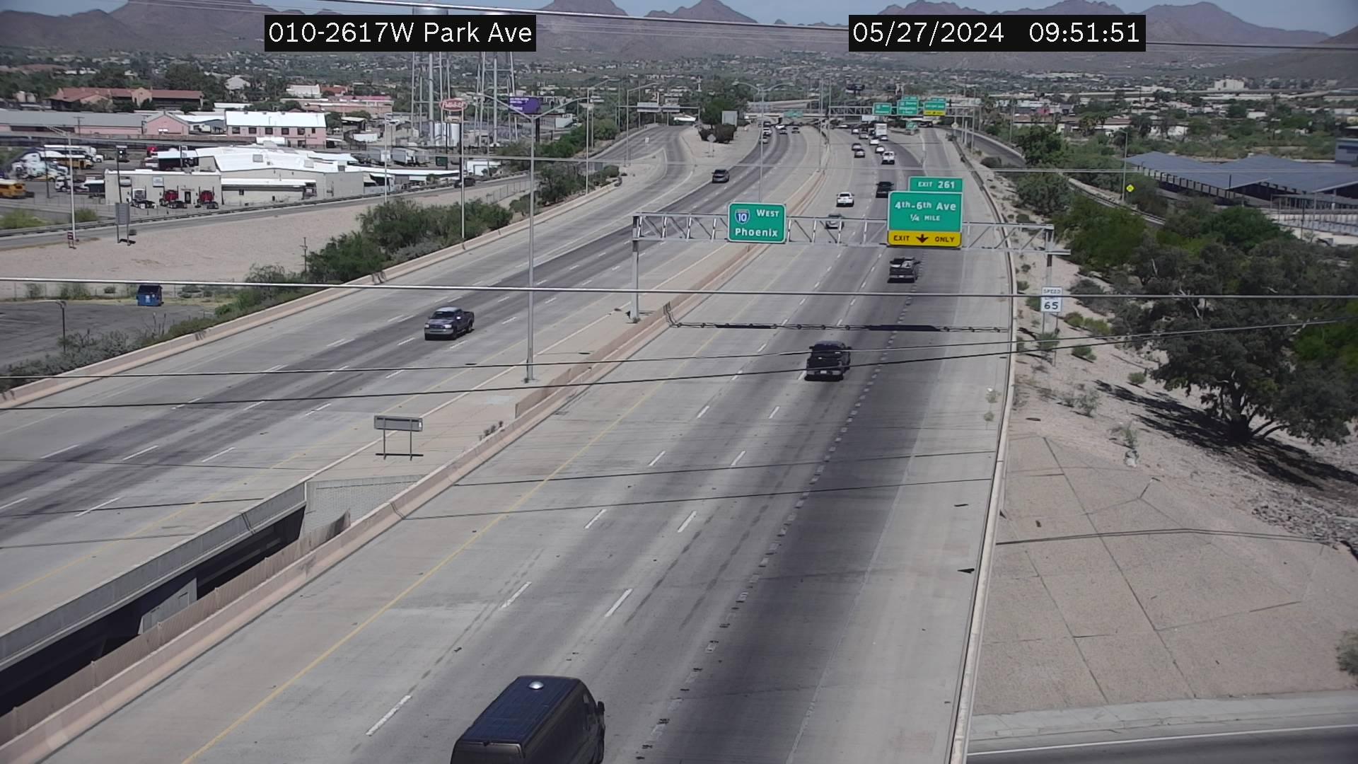 Traffic Cam Tucson › West: I-10 WB 261.70 @Park Ave